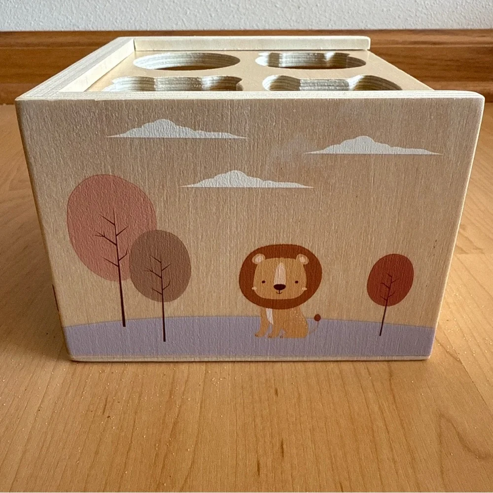 Hobby Lobby Wooden Sorting Cube w/ 4 Animal Faces, Baby Toddler Toy, 12+ Months